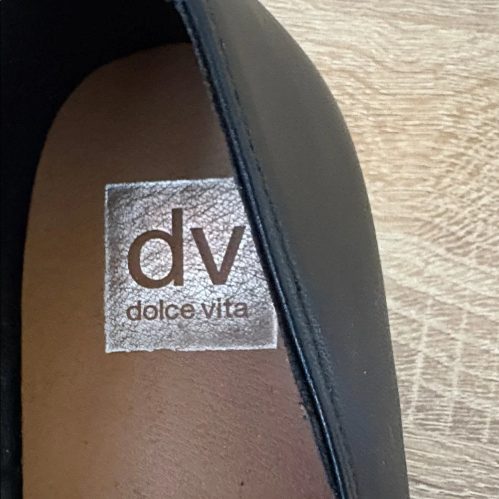 Dv by Dolce Vita "Crisp" Classic Penny Loafer / Lug Sole, Block Heel size 9 - Picture 4 of 13